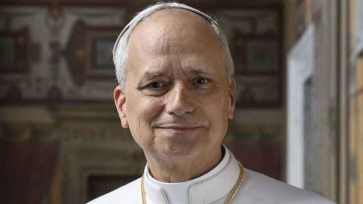 “Peace be with you.” This is how Pope Leo explains the “irrationality” of war