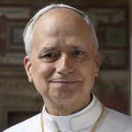 «A paz esteja convosco». Assim, o Papa Leão nos explica as “irracionalidades” de fazer a guerra.